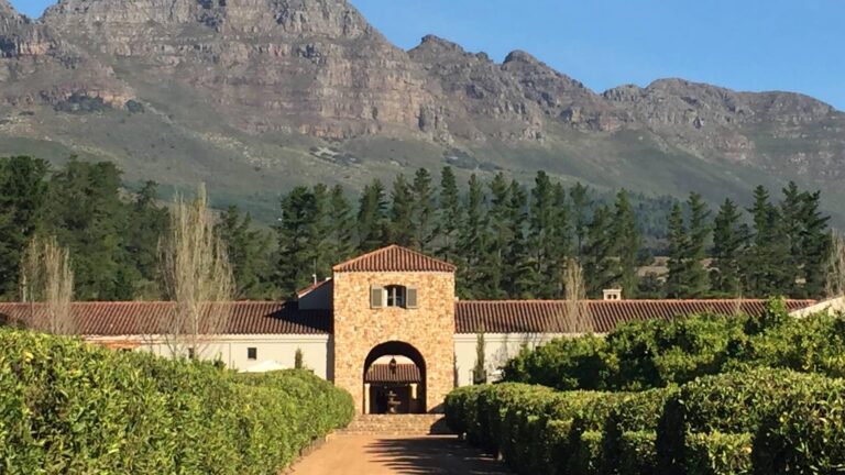 Keermont Vineyards hero 768x432